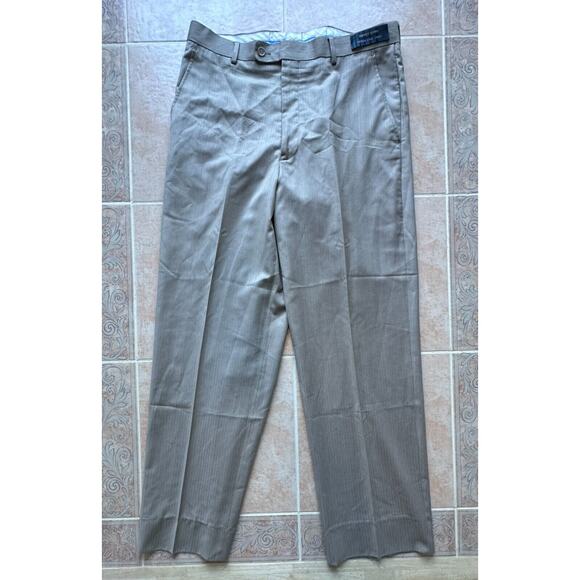 Henry Uomo Moda Italia 2 pc suit Men size 40L / 34W - Picture 2 of 15